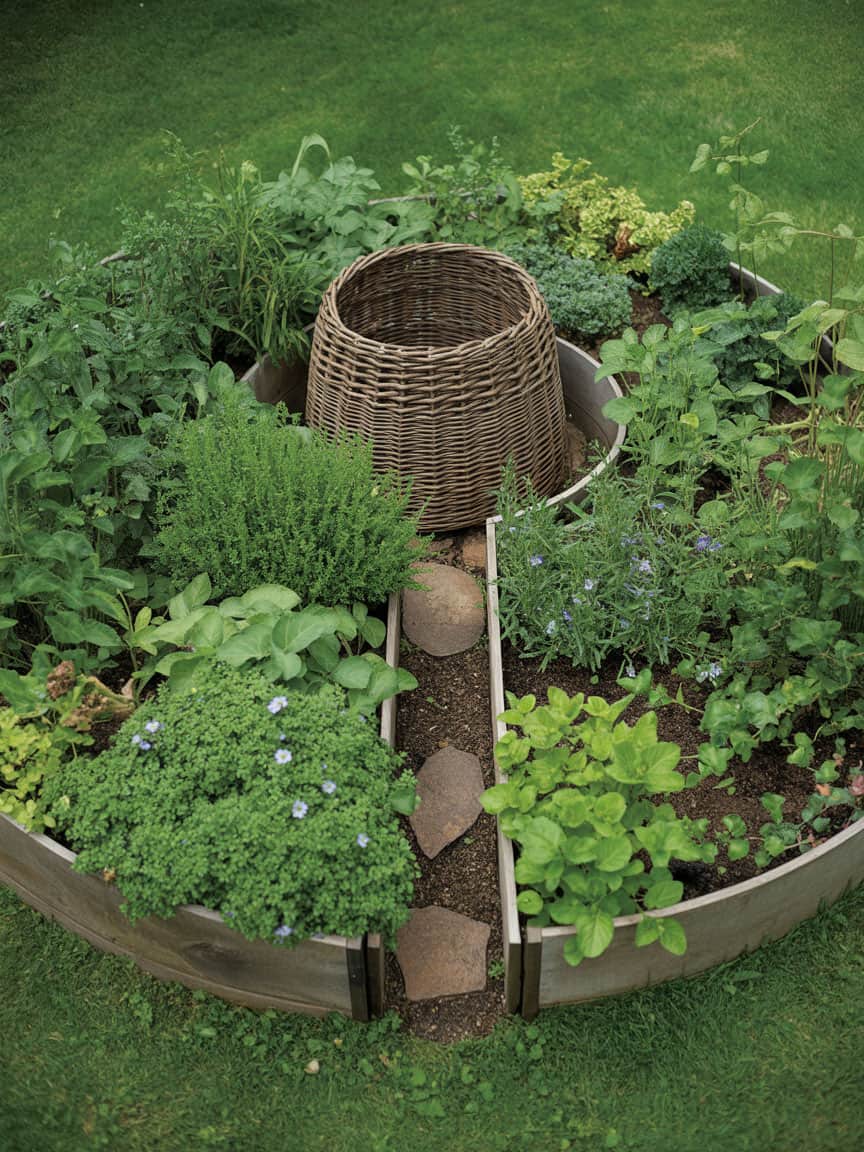 12 keyhole garden