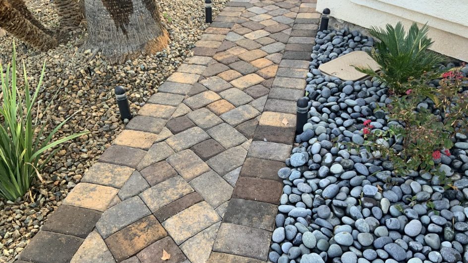Hardscapes &Amp; Pavers