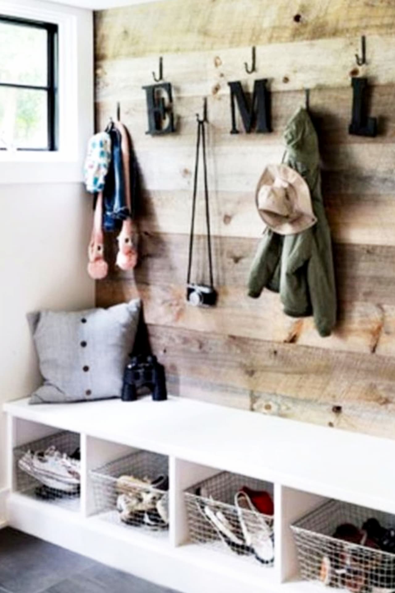 MudRoom Ideas Entryway Mudroom ideas. Laundry mudroom ideas, entryway mudroom ideas and mud room storage ideas - Get org